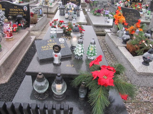 Grób Helena Szymutko