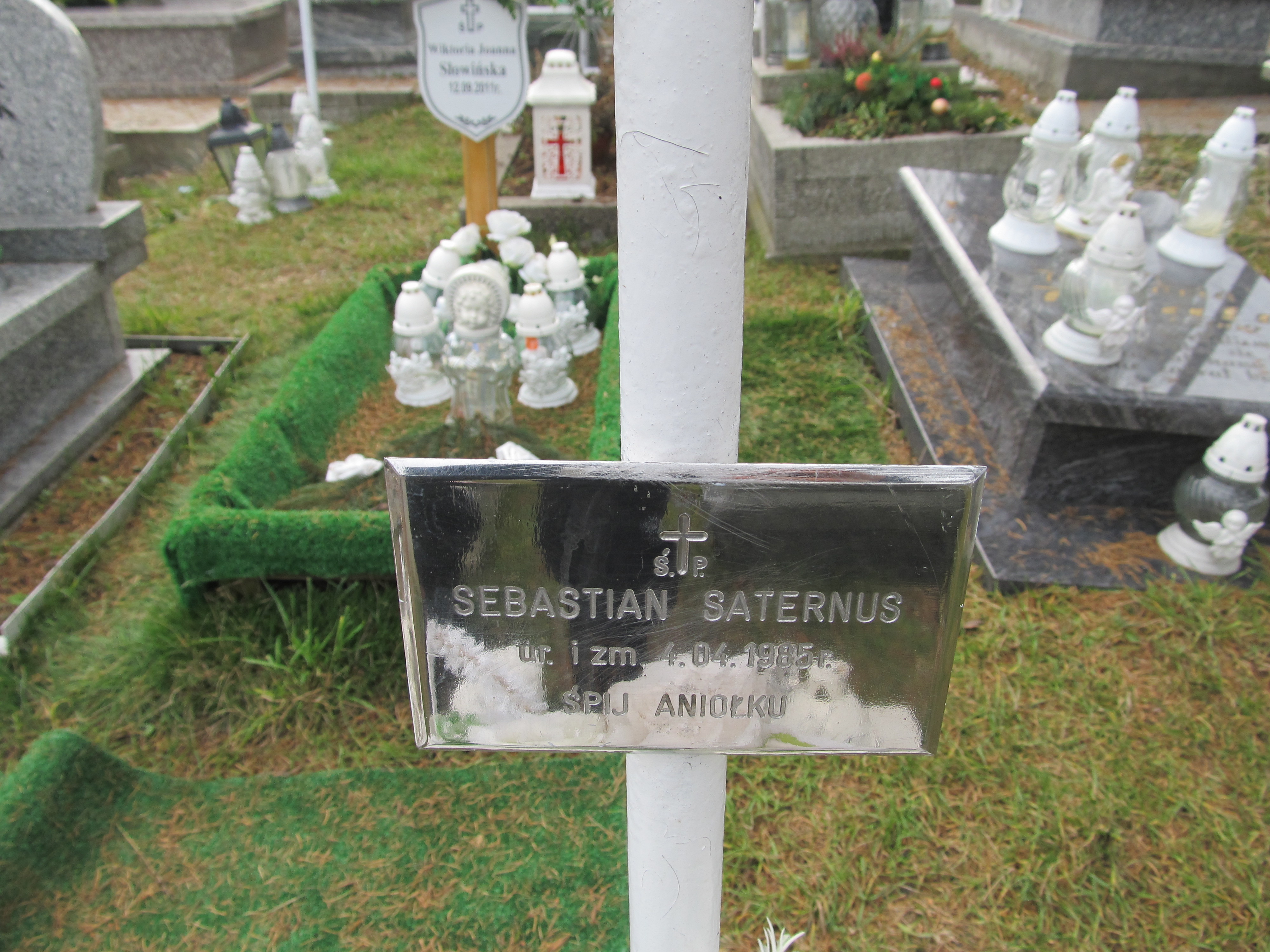 Sebastian Saternus 1985 Chełmek par. - Grobonet - Wyszukiwarka osób pochowanych